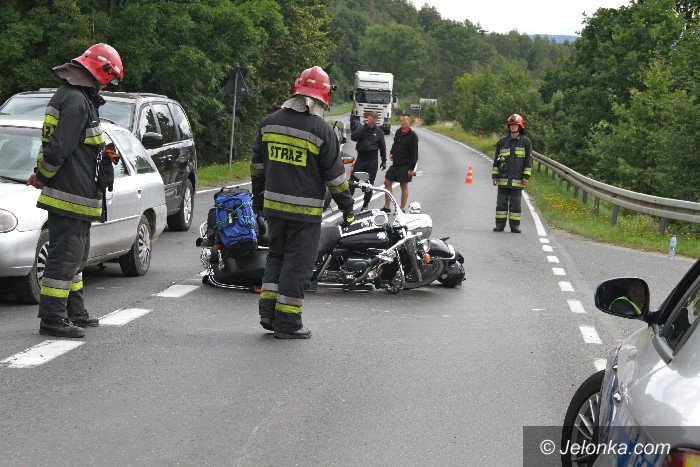 wypadek-na-sudeckiej-dwie-osoby-w-szpitalu-foto-64522