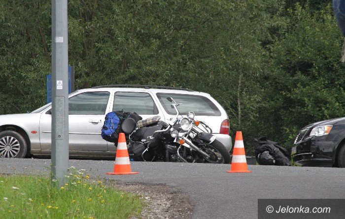 wypadek-na-sudeckiej-dwie-osoby-w-szpitalu-foto-64522