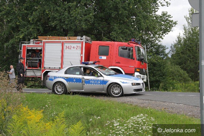 wypadek-na-sudeckiej-dwie-osoby-w-szpitalu-foto-64522