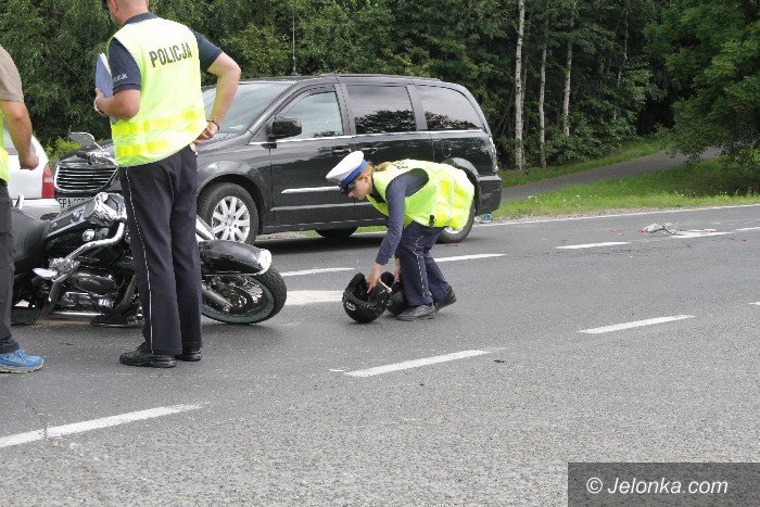wypadek-na-sudeckiej-dwie-osoby-w-szpitalu-foto-64522