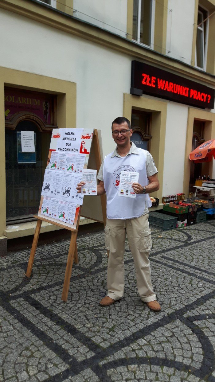 s-chce-zakazu-handlu-w-niedziele-zbiorka-podpisow-foto-64539