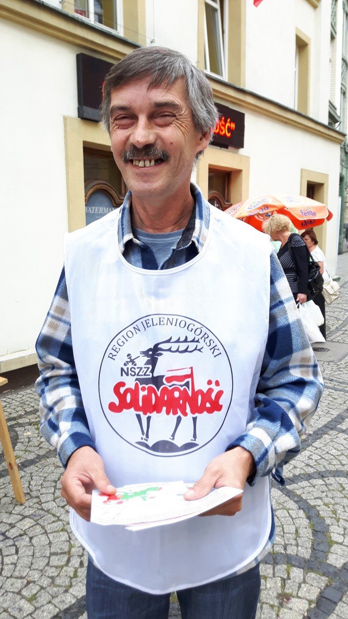 s-chce-zakazu-handlu-w-niedziele-zbiorka-podpisow-foto-64539