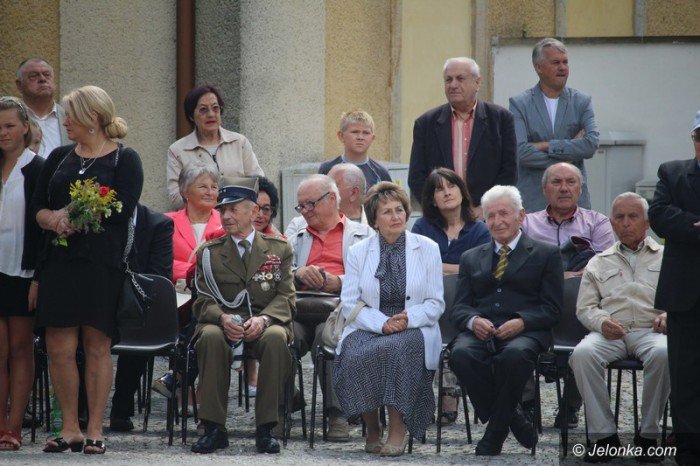 jeleniogorzanie-oddali-hod-zonierzom-foto-64556