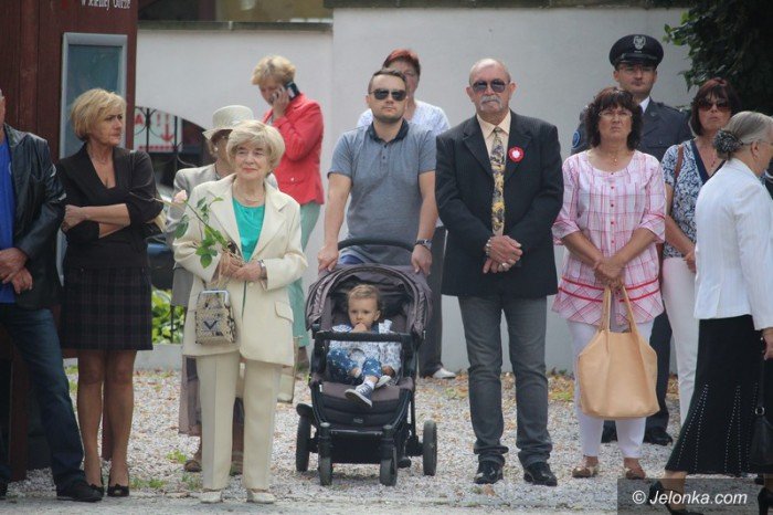 jeleniogorzanie-oddali-hod-zonierzom-foto-64556