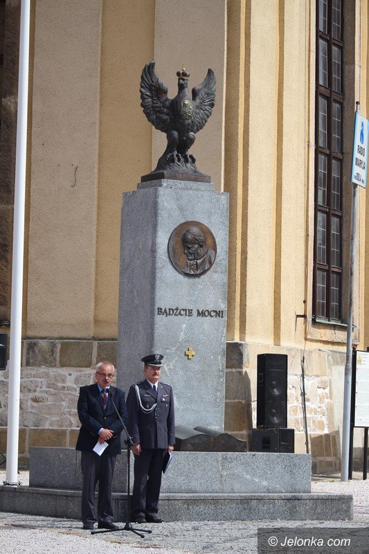 jeleniogorzanie-oddali-hod-zonierzom-foto-64556