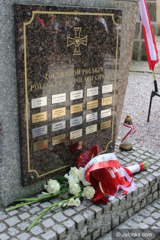 jeleniogorzanie-oddali-hod-zonierzom-foto-64556