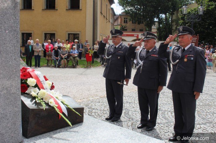jeleniogorzanie-oddali-hod-zonierzom-foto-64556