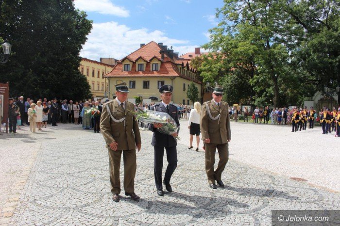 jeleniogorzanie-oddali-hod-zonierzom-foto-64556