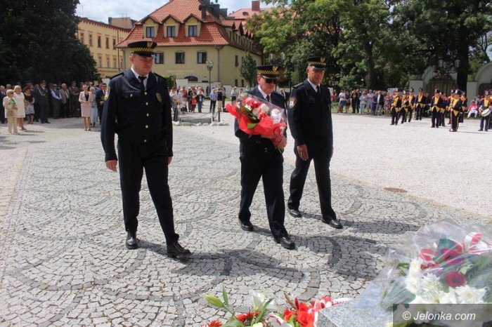 jeleniogorzanie-oddali-hod-zonierzom-foto-64556