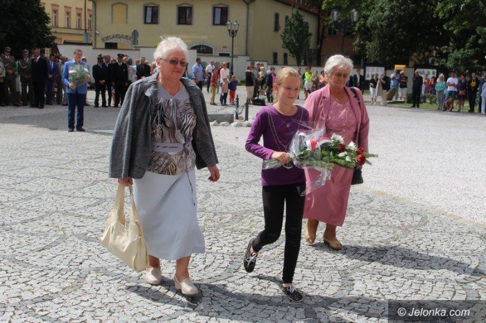 jeleniogorzanie-oddali-hod-zonierzom-foto-64556