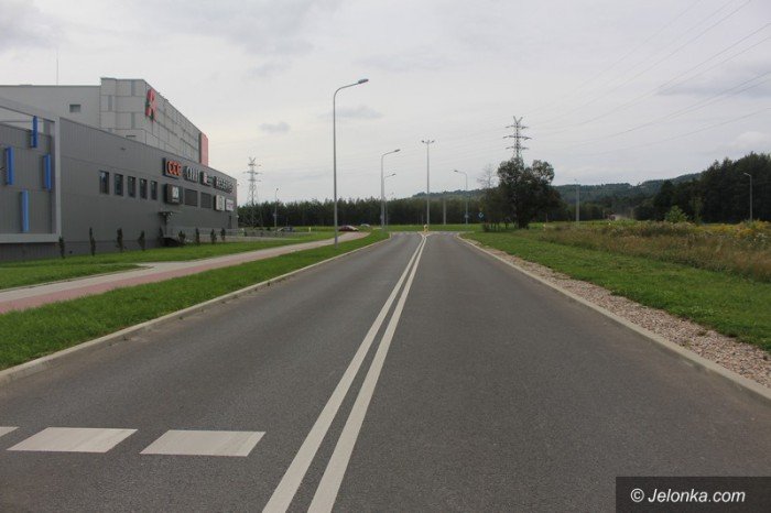 w-jeleniej-gorze-mamy-ulice-stefana-strahla-foto-64589