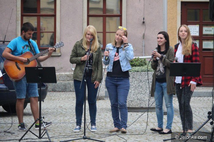 modziez-prezentowaa-swoja-wiare-foto-64601