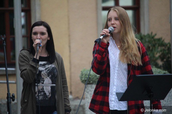 modziez-prezentowaa-swoja-wiare-foto-64601