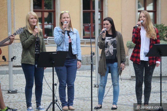 modziez-prezentowaa-swoja-wiare-foto-64601