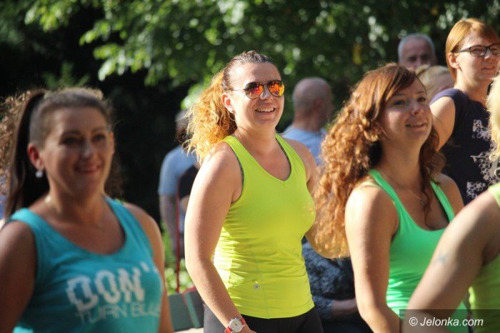 park-zdrojowy-w-rytmie-zumby-foto-64631