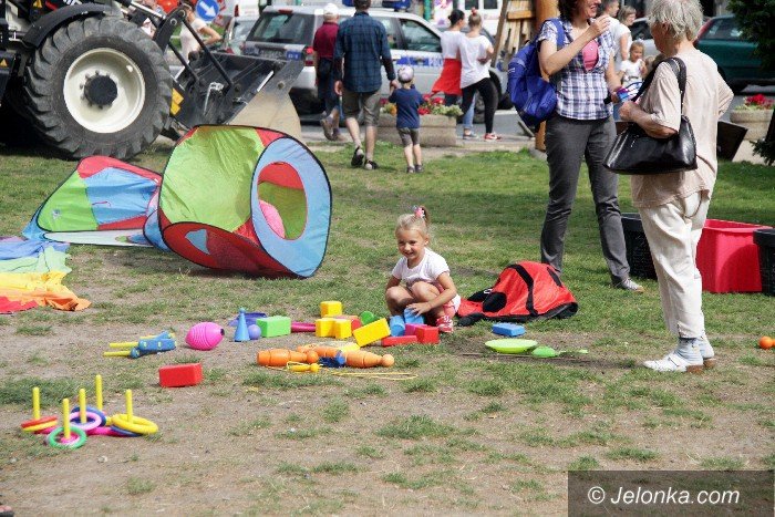 zakonczy-sie-letni-festiwal-sztuki-art-skwer-2016-foto-64637