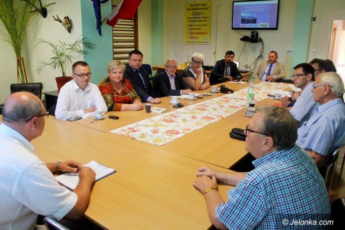 kolej-karkonoska-pod-warunkiem-oszczednosci-foto-64703