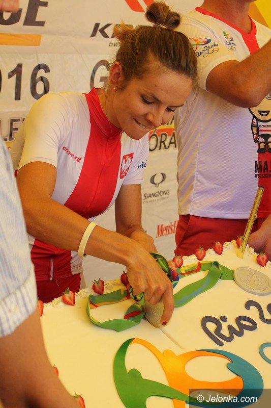 maja-woszczowska-powitana-jak-krolowa-foto-64728