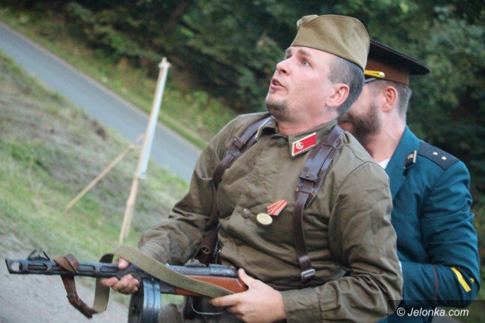 miedzianka-wystawiona-u-zroda-foto-64754