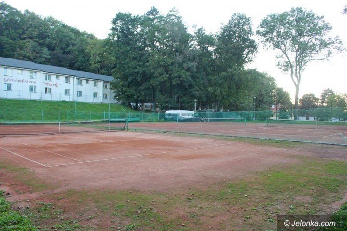 komu-miasto-wynajmie-korty-przy-sudeckiej-foto-64772