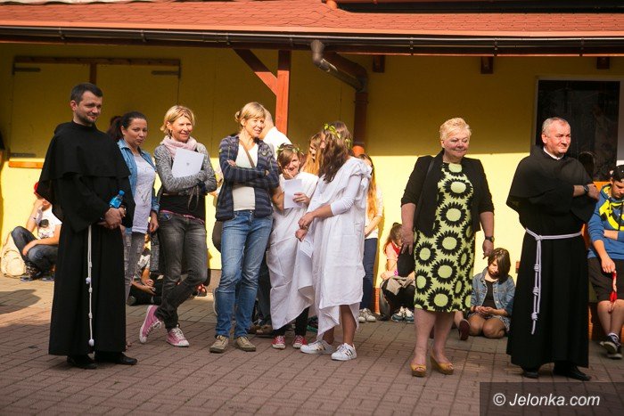 quo-vadis-wielkie-czytanie-w-kowarach-foto-64822