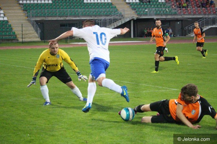 bez-bramek-przy-zotniczej-foto-64826