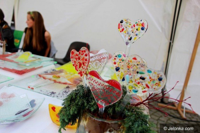 rzemieslnicy-prezentuja-sie-na-artglass-festiwalu-foto-64832