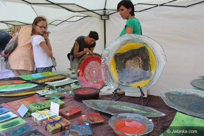 rzemieslnicy-prezentuja-sie-na-artglass-festiwalu-foto-64832