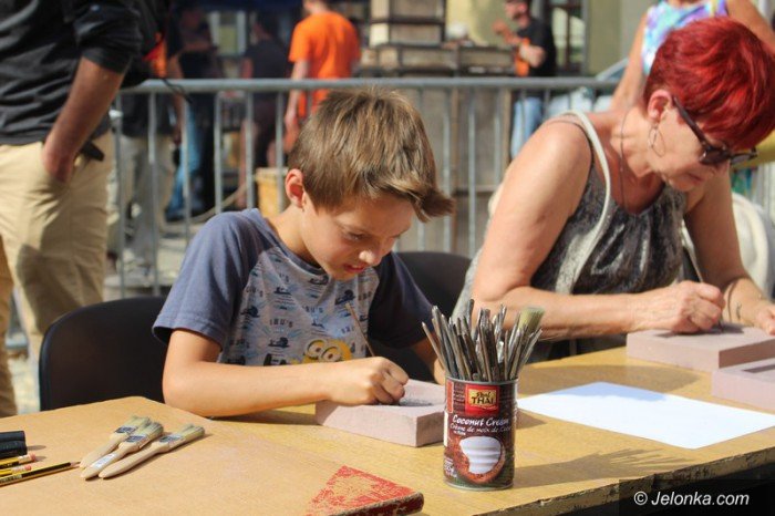 rzemieslnicy-prezentuja-sie-na-artglass-festiwalu-foto-64832