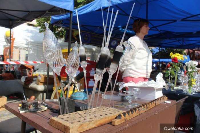 rzemieslnicy-prezentuja-sie-na-artglass-festiwalu-foto-64832
