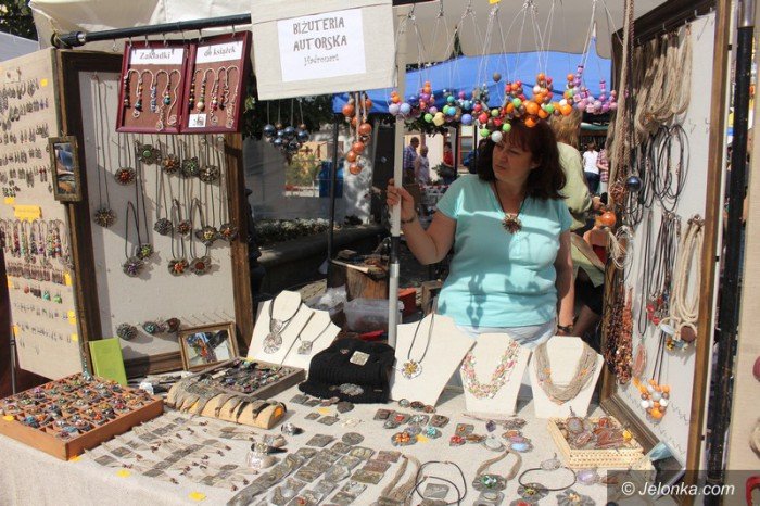 rzemieslnicy-prezentuja-sie-na-artglass-festiwalu-foto-64832