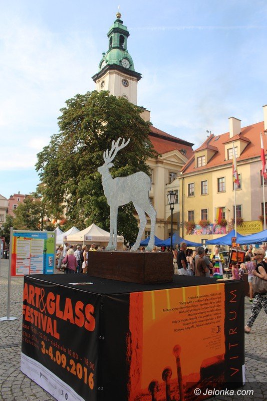 rzemieslnicy-prezentuja-sie-na-artglass-festiwalu-foto-64832