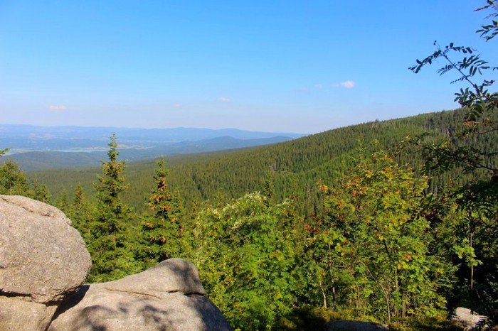 rekordowa-liczba-turystow-w-karkonoszach-foto-64862