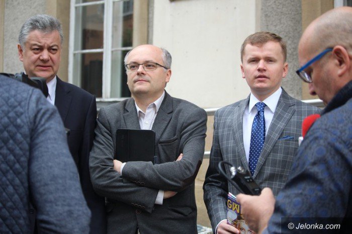 politycy-pis-o-zmianach-w-oswiacie-i-wodniku-foto-64889