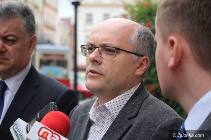 politycy-pis-o-zmianach-w-oswiacie-i-wodniku-foto-64889