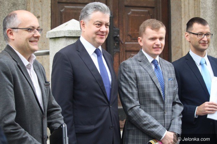 politycy-pis-o-zmianach-w-oswiacie-i-wodniku-foto-64889