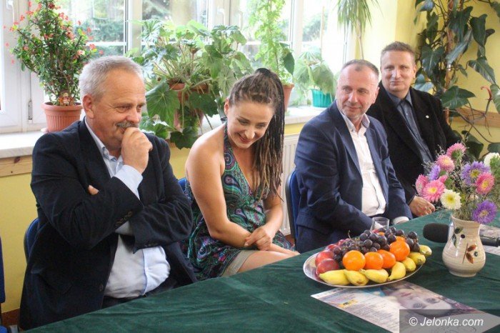 talerz-miosierdzia-z-gwiazdami-w-jeleniej-gorze-foto-64921
