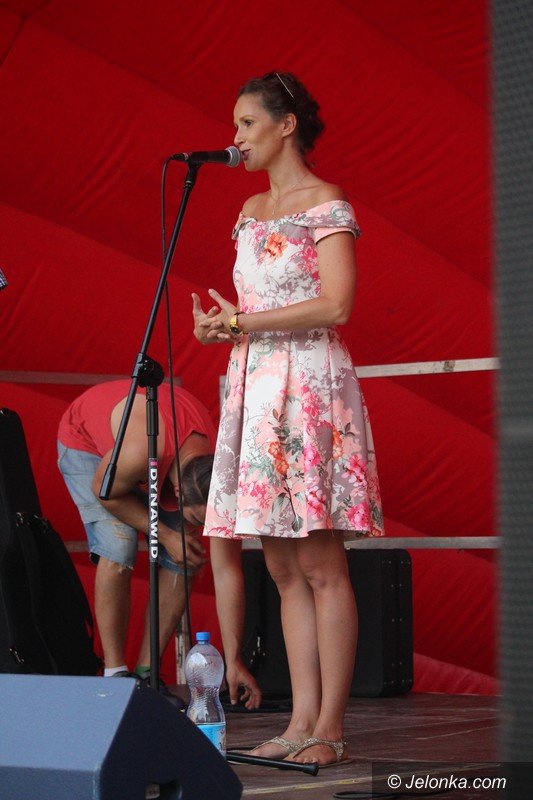 talerz-miosierdzia-z-gwiazdami-w-jeleniej-gorze-foto-64921
