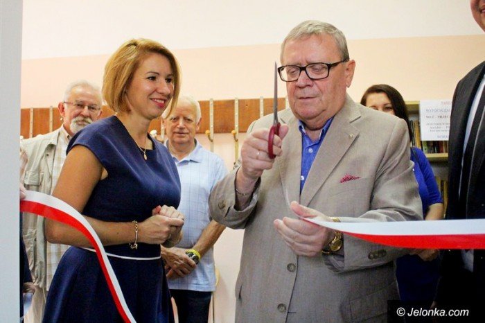 otwarto-biuro-posanki-nowoczesnej-foto-64953