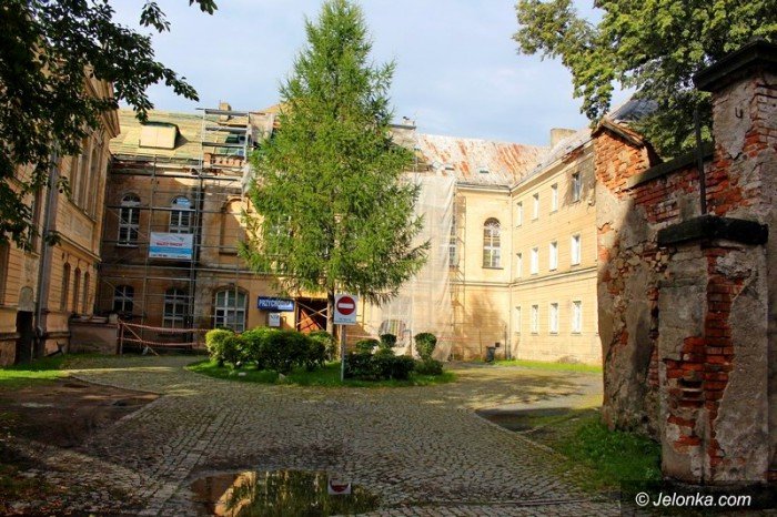trwa-remont-w-gimnazjum-katolickim-foto-64975