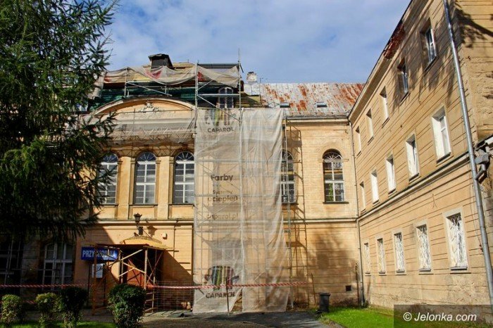 trwa-remont-w-gimnazjum-katolickim-foto-64975