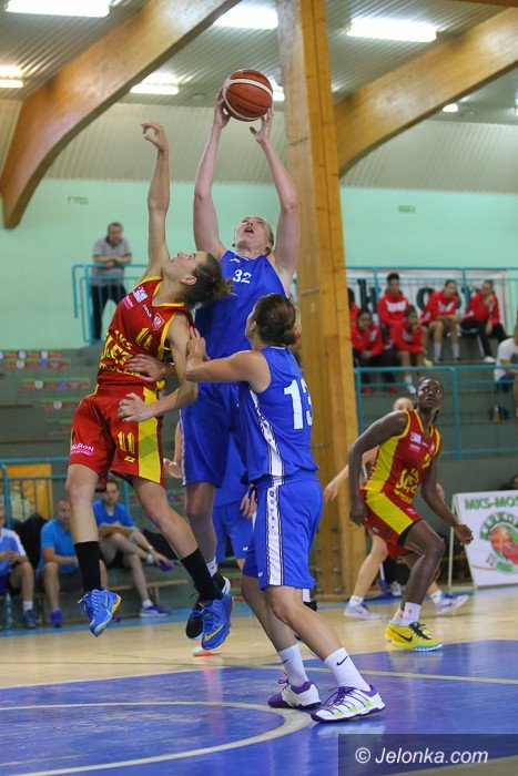 rozpocza-sie-miedzynarodowy-turniej-polska-basket-foto-65040