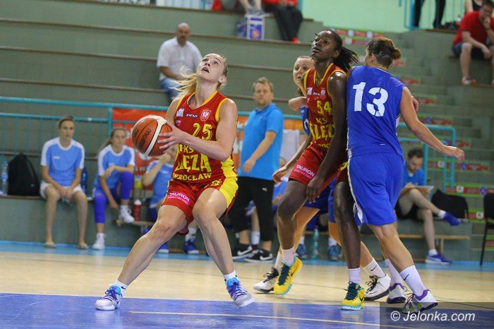 rozpocza-sie-miedzynarodowy-turniej-polska-basket-foto-65040