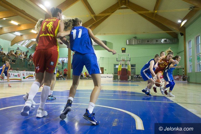 rozpocza-sie-miedzynarodowy-turniej-polska-basket-foto-65040
