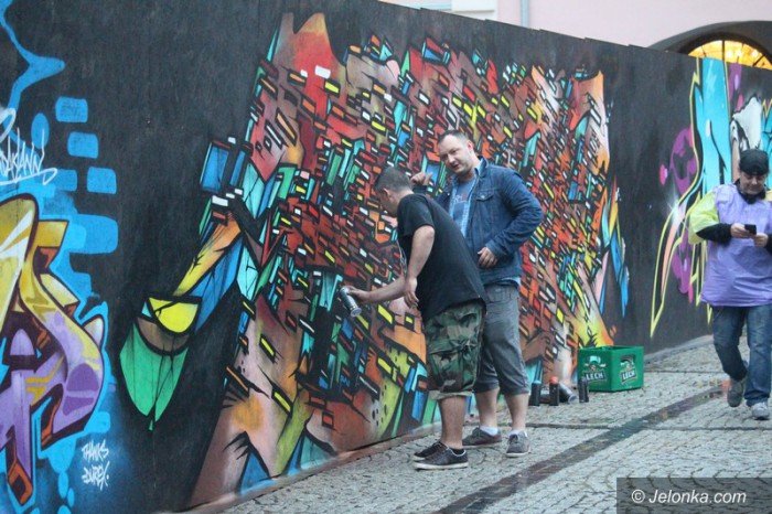 uliczne-pojedynki-na-graffiti-i-taniec-foto-65060