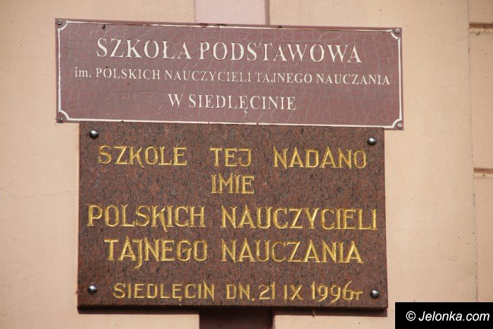 podwojna-uroczystosc-szkoy-w-siedlecinie-foto-65159