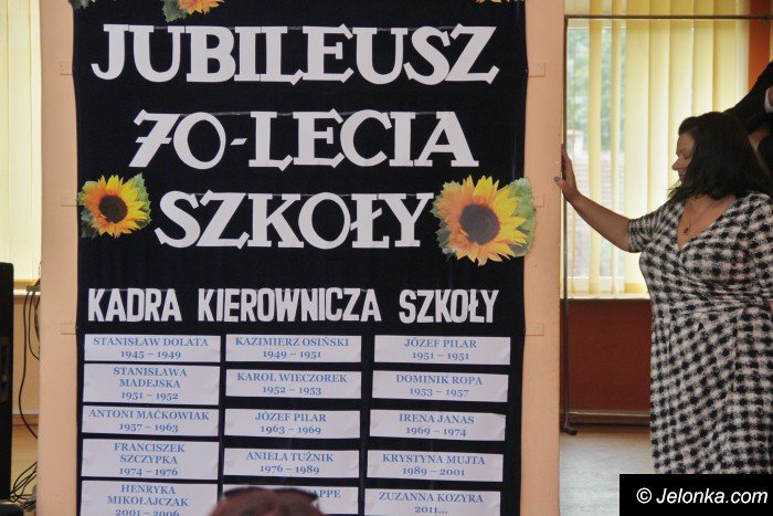 podwojna-uroczystosc-szkoy-w-siedlecinie-foto-65159