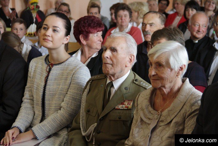 podwojna-uroczystosc-szkoy-w-siedlecinie-foto-65159