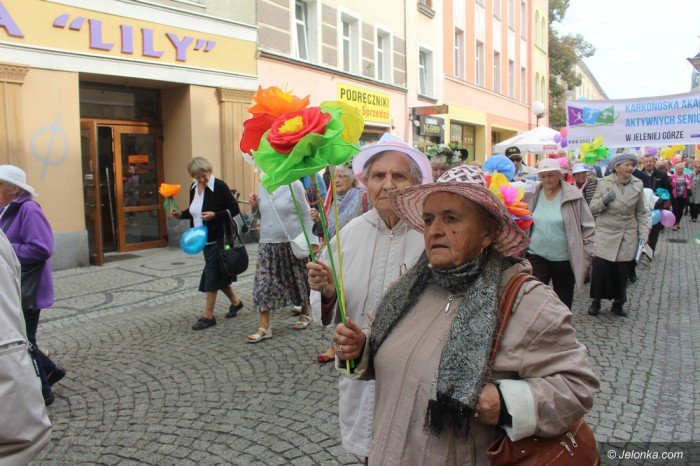 klucz-do-miasta-w-rekach-seniorow-foto-65219
