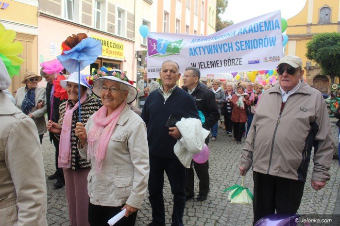 klucz-do-miasta-w-rekach-seniorow-foto-65219